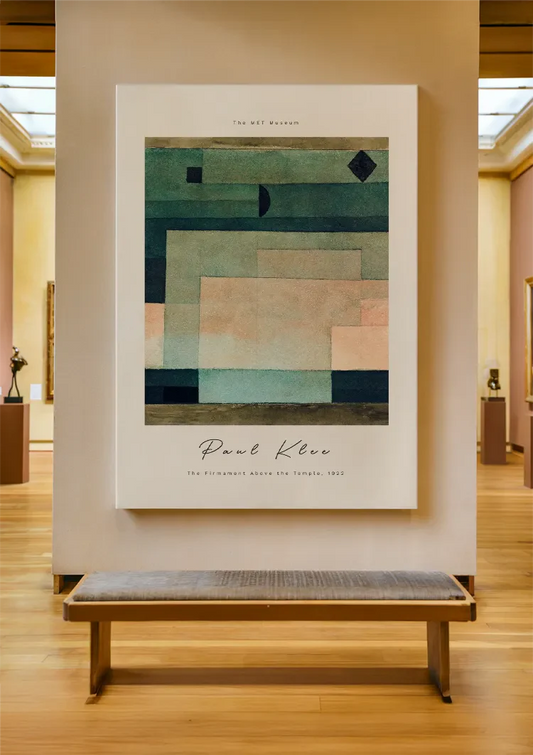 Abstracte blokken van Klee canvas schilderij aan de muur in de hal