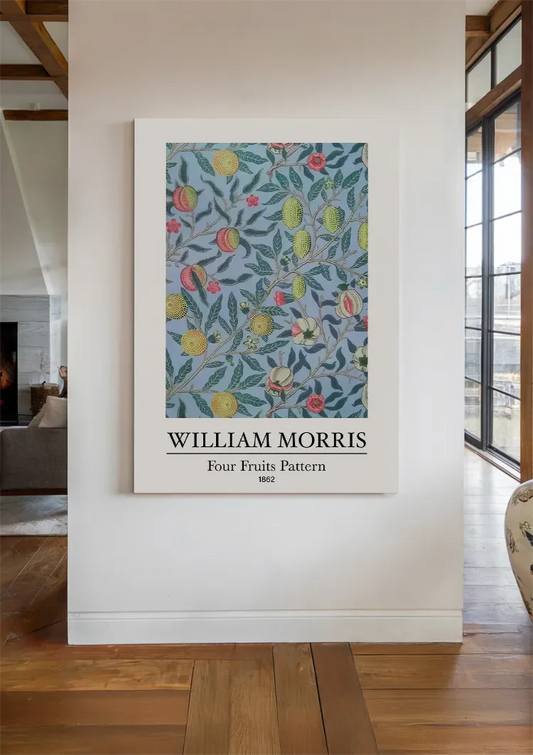 William Morris vruchtenpatroon canvas schilderij aan de muur in de hal