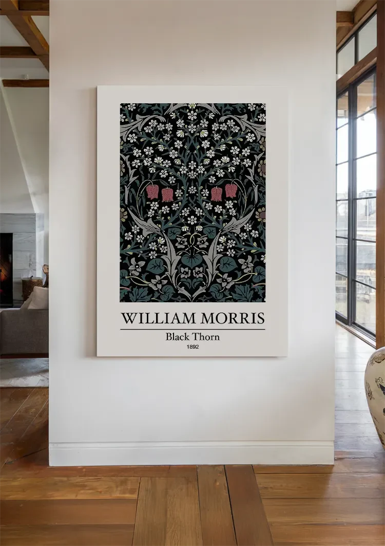 William Morris Black Thorn Dunkelblau Weiße Blumen Rosa Akzente Gemälde