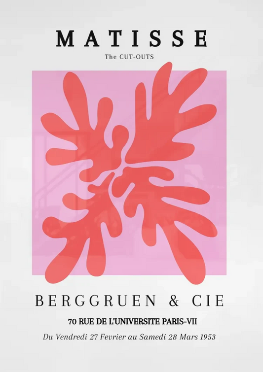 Matisse Roze Abstract Bladmotief canvas schilderij hangt boven het bed in de slaapkamer
