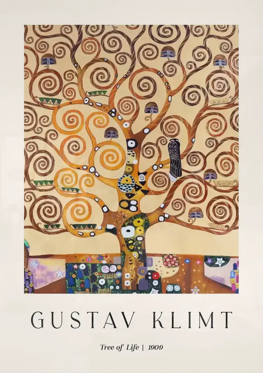 Klimt levensboom canvas schilderij aan de muur boven het bed in de slaapkamer