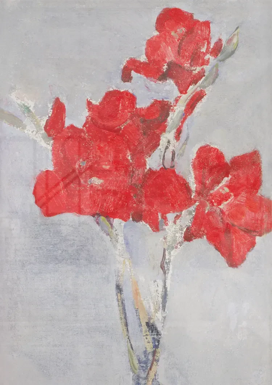 Rode bloemen canvas schilderij hangt aan de muur boven het bed in de slaapkamer