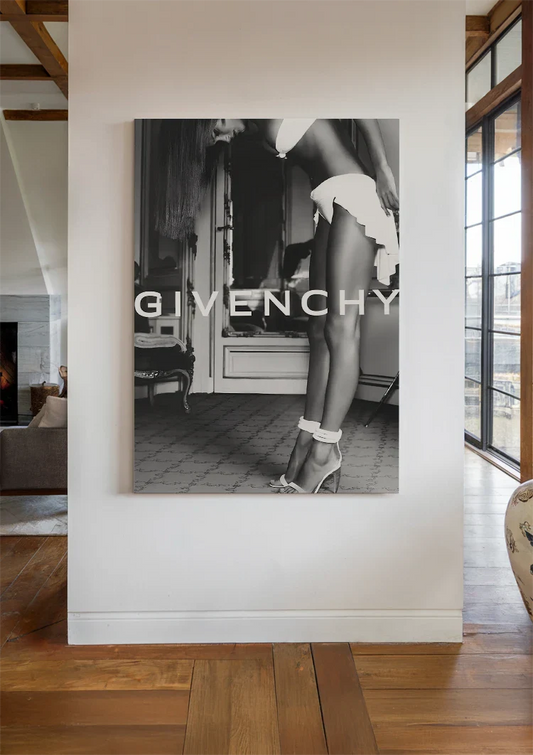 Elegante Frau mit High Heels Leinwandbild an der Wand im Flur