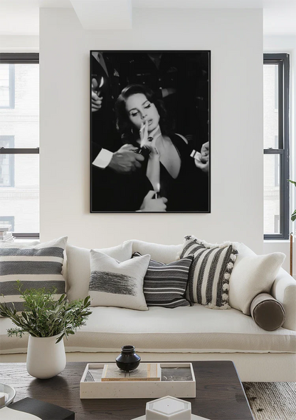 Glamouröse Frau Schwarz Weiß Zigarette Film Noir Hollywood Stil Gemälde