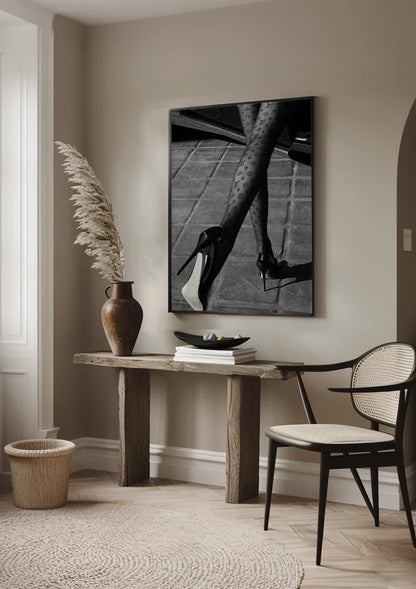 Vrouwelijke Benen Netkousen Hoge Hakken Mode Zwart Wit Schilderij